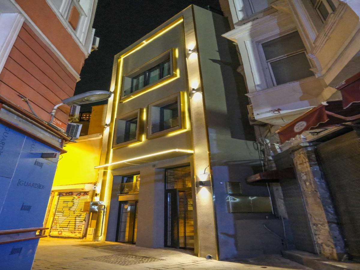Palazzo Karakoey Hotel *